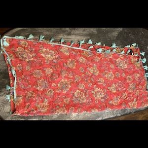 Gorgeous American Eagle boho inspired scarf with fringe.